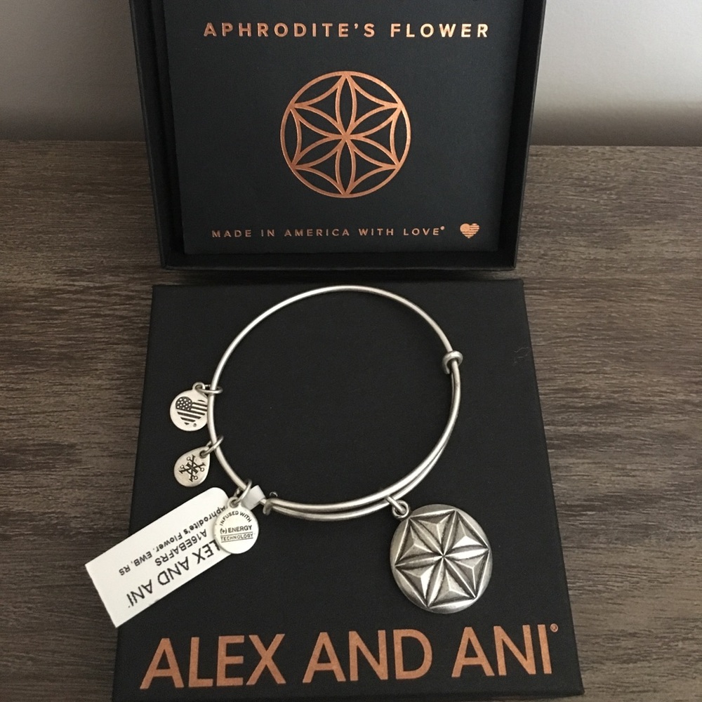 NWT “ Aphrodite’s Flower” Alex and Ani